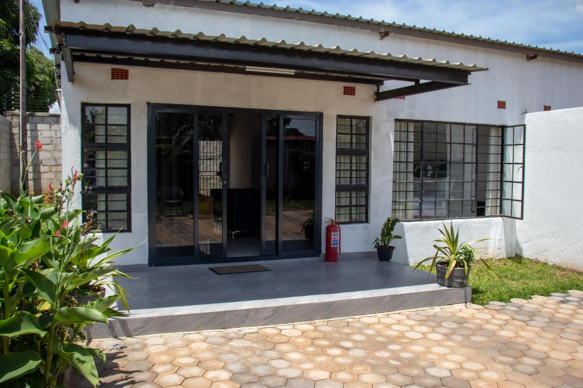 Lowin Suites-One-Bed Apartments Lusaka Luaran gambar